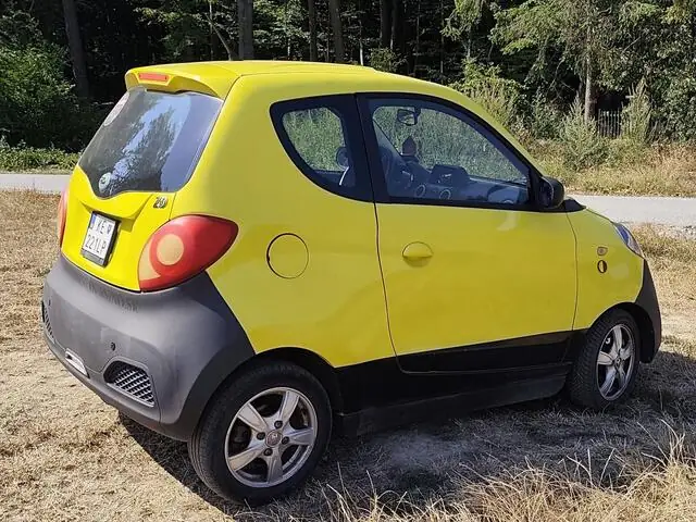 ZhiDou D1 from the rear