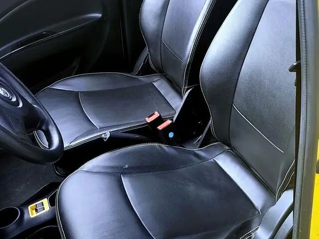 ZhiDou D1 seats